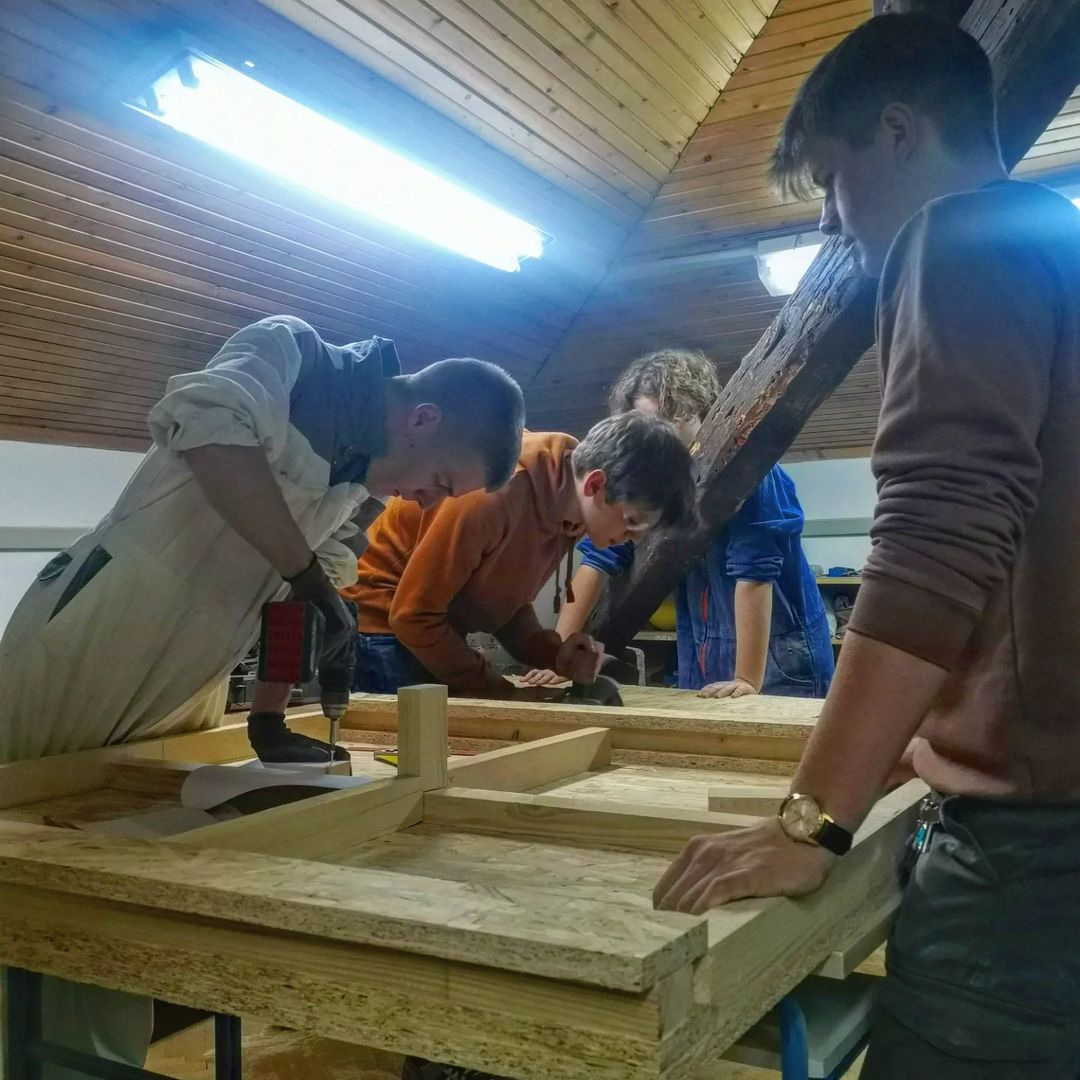 Assembling the charge station